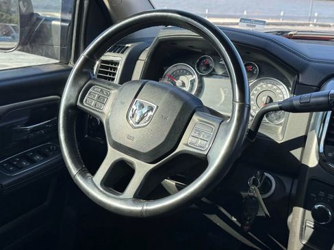 Used 2018 RAM 2500 Big Horn w/ Sport Appearance Group image 11