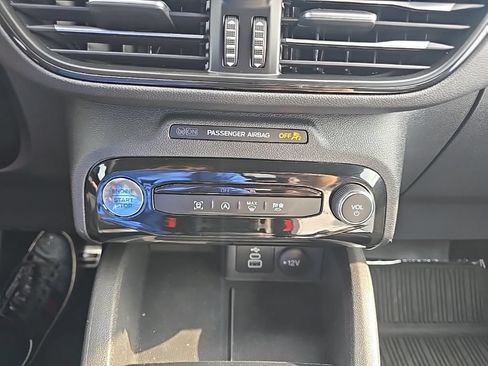 Used 2024 Ford Escape ST-Line w/ Tech Pack #1 AWD/4WD image 22