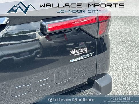Used 2024 Hyundai Santa Cruz Night AWD/4WD image 11