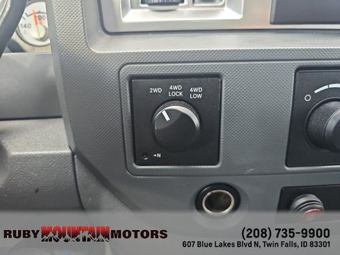 Used 2009 Dodge Ram 2500 Truck SXT w/ Protection Group AWD/4WD image 32