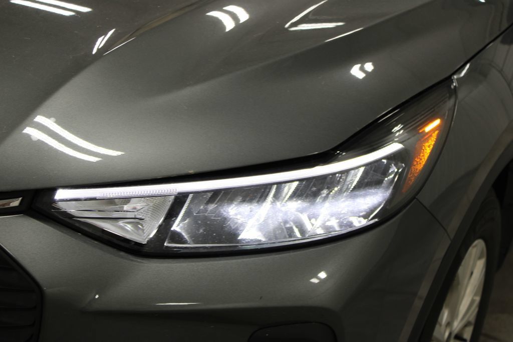 Used 2025 Ford Escape Active FWD image 13