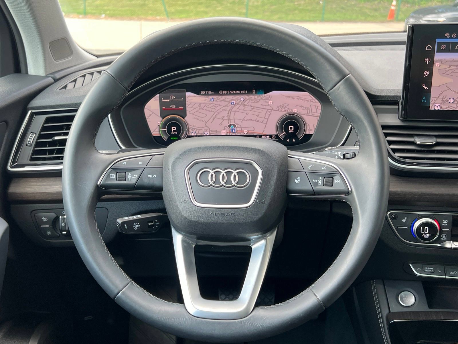 Used 2025 Audi Q5 e Premium Plus w/ Premium Plus Package AWD/4WD image 18