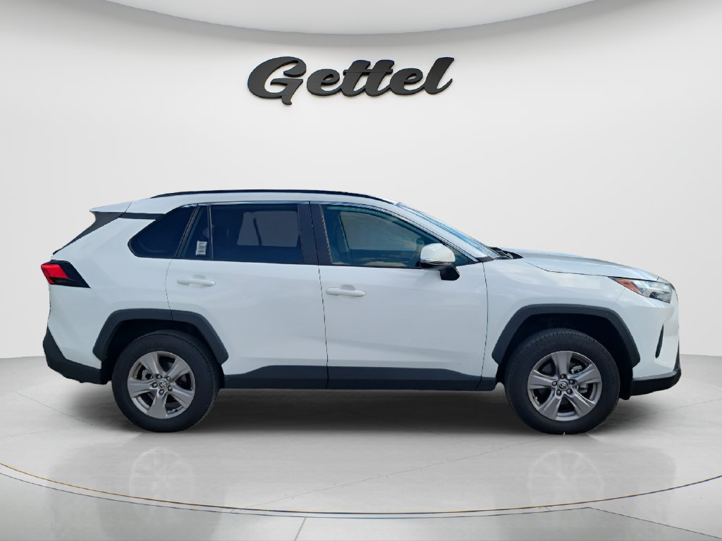 Used 2023 Toyota RAV4 XLE FWD image 2