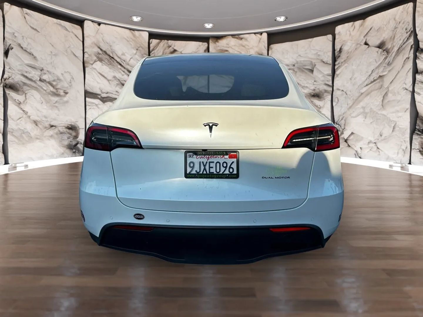 Used 2021 Tesla Model Y Long Range AWD/4WD image 7