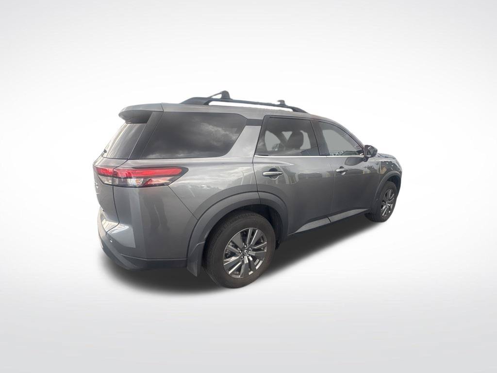 Used 2024 Nissan Pathfinder SV FWD image 12