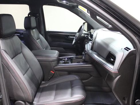 Used 2025 Chevrolet Tahoe RST image 25