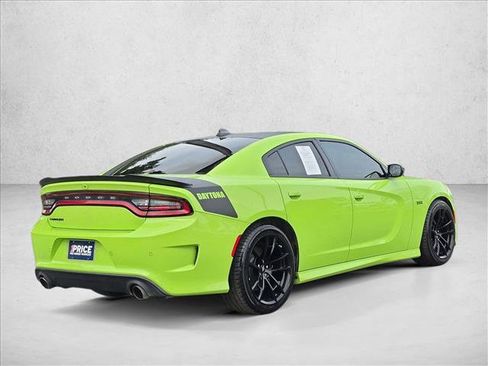 Used 2023 Dodge Charger Scat Pack w/ Daytona Edition Group RWD image 5