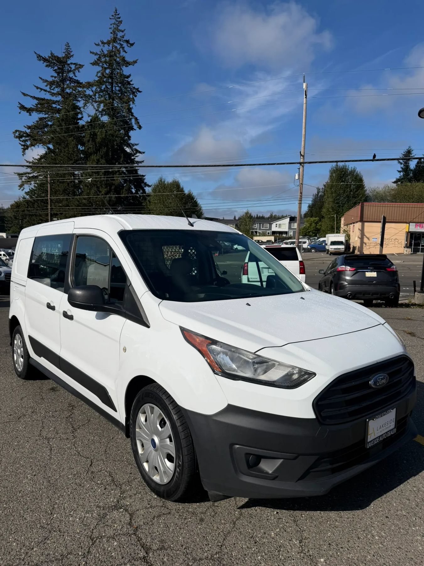 Used 2022 Ford Transit Connect XL FWD image 3