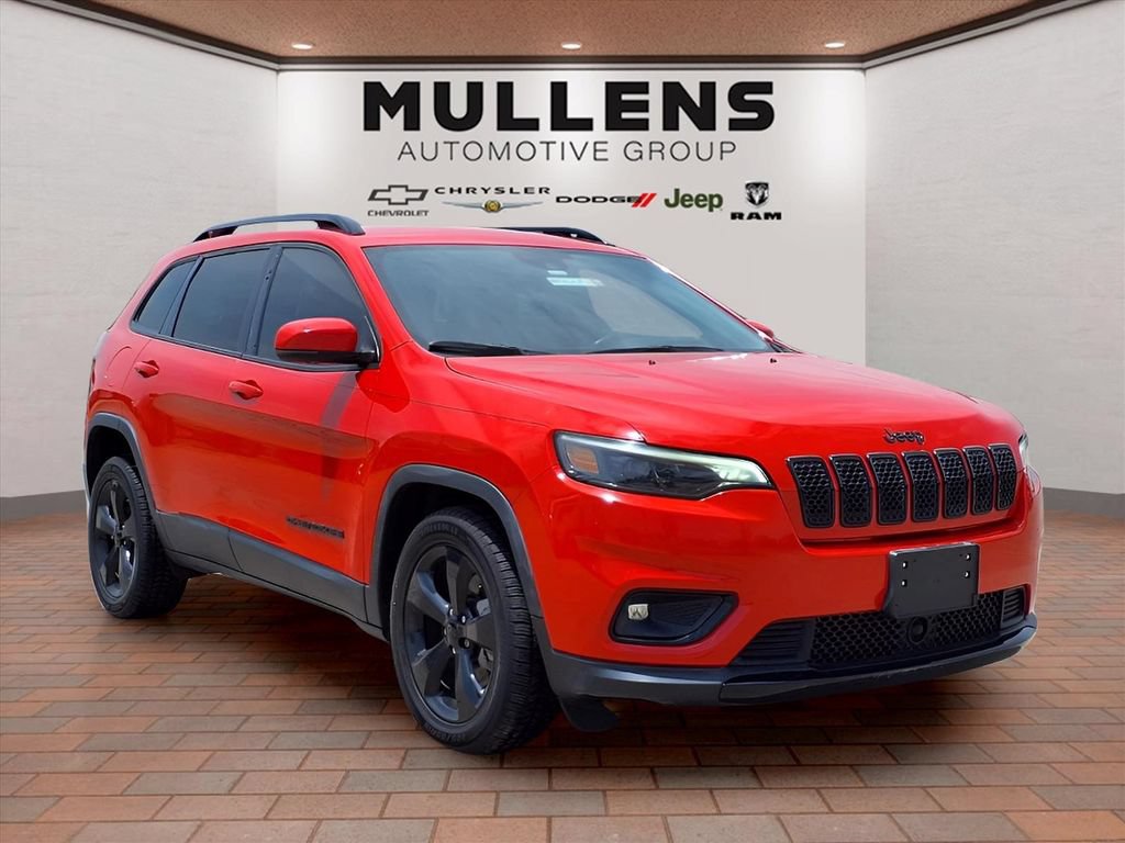Used 2021 Jeep Cherokee Latitude Plus FWD image 3