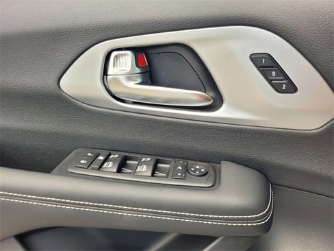 New 2026 Chrysler Pacifica Limited w/ S Appearance Package image 20