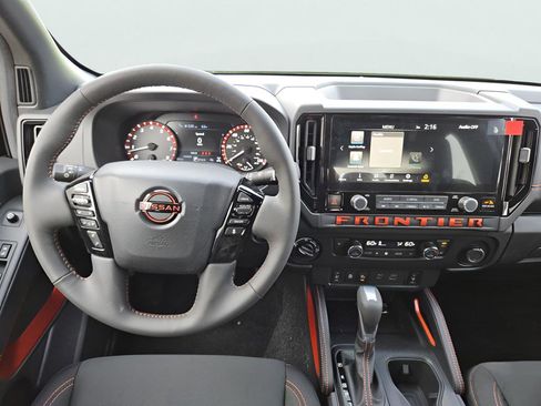 New 2026 Nissan Frontier PRO-4X w/ Tow Package AWD/4WD image 28