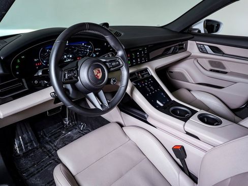 Certified 2025 Porsche Taycan image 4