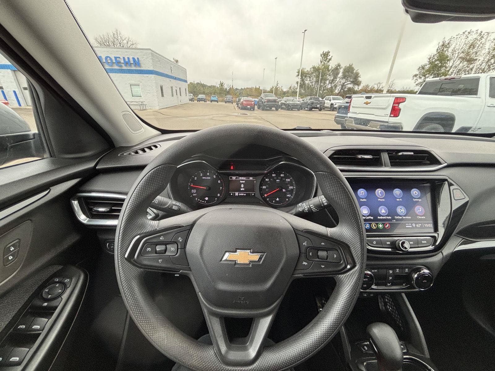 Used 2023 Chevrolet TrailBlazer LT w/ Convenience Package AWD/4WD image 25