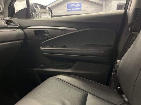 Used 2022 Honda Pilot EX-L image 14