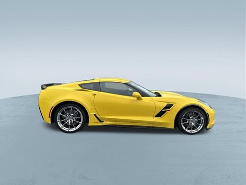 Used 2019 Chevrolet Corvette Grand Sport RWD image 9