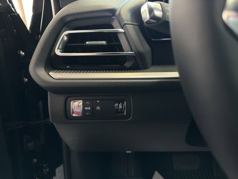 New 2026 Chevrolet Traverse LT w/ Enhanced Driving Package image 26