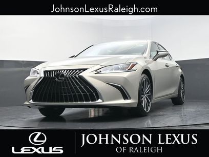 New 2025 Lexus ES 300h w/ Premium Package