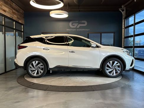 Used 2021 Nissan Murano SL w/ SL Moonroof Package AWD/4WD image 2