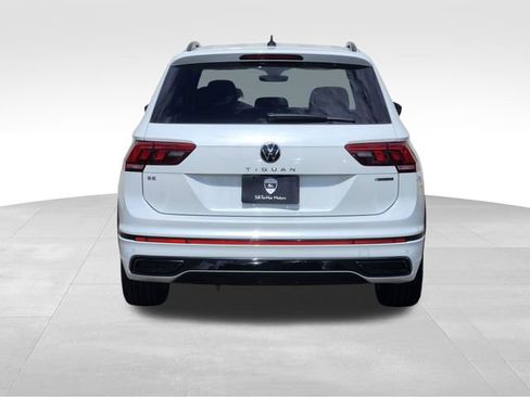 Used 2023 Volkswagen Tiguan SE R-Line AWD/4WD image 7