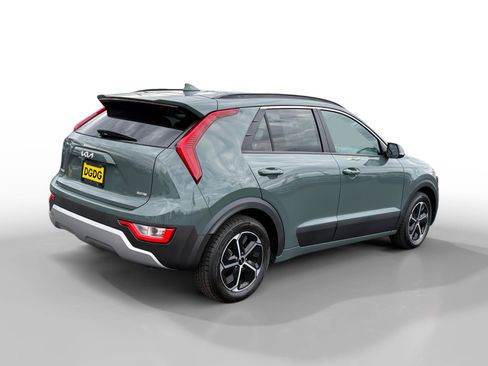 Used 2023 Kia Niro EX FWD image 5