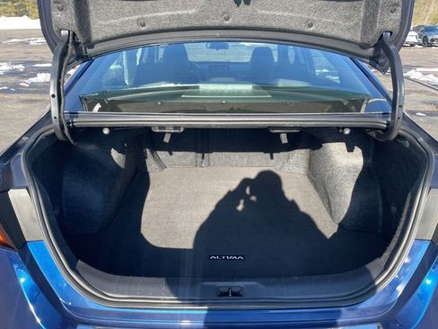 Used 2023 Nissan Altima 2.5 SR image 32