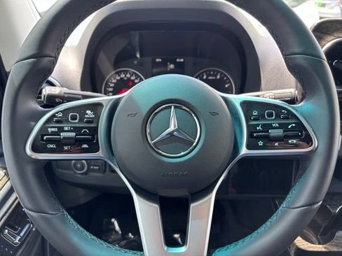 Used 2024 Mercedes-Benz Sprinter 3500 image 23