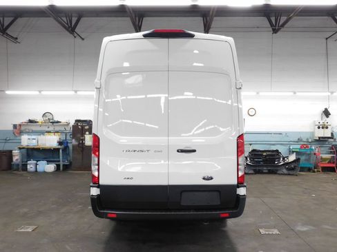Used 2023 Ford Transit 250 148 High Roof Extended AWD w/ Load Area Protection Package image 5