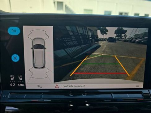 New 2026 Volkswagen Atlas SE image 19