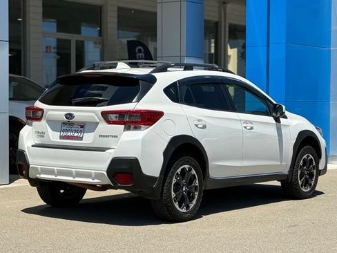 Used 2023 Subaru Crosstrek 2.0i Premium w/ Popular Package #2 AWD/4WD image 3
