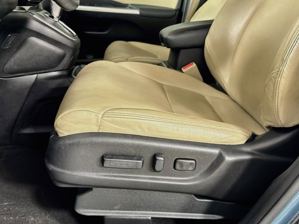 Used 2015 Honda CR-V EX-L image 23