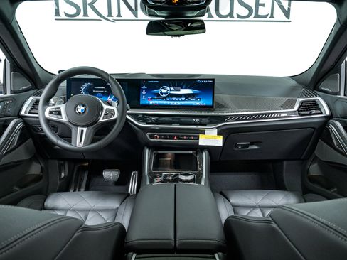 Used 2025 BMW X6 M60i w/ Executive Package image 16