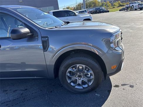 New 2025 Ford Maverick XLT image 2