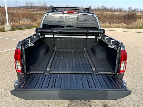 Used 2019 Nissan Frontier PRO-4X image 18