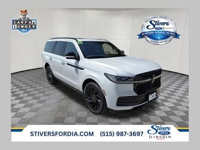 Used 2025 Lincoln Navigator Reserve w/ Jet Appearance Package