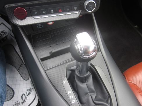 Used 2024 Ford Mustang Premium RWD image 15