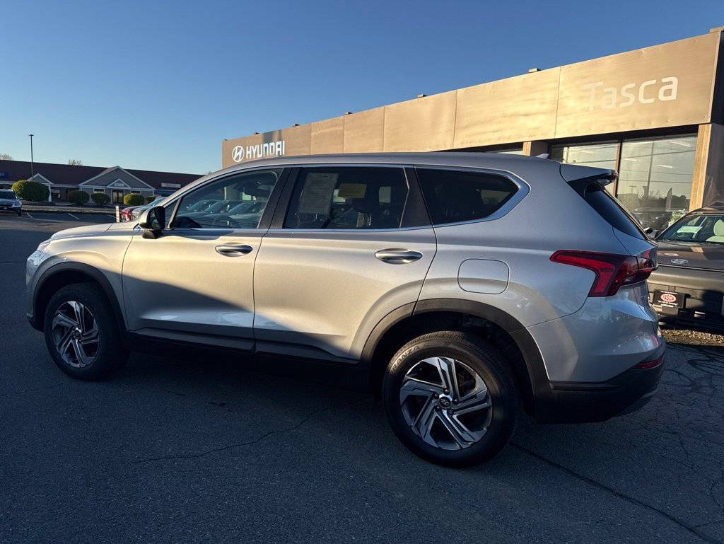 Used 2023 Hyundai Santa Fe SE AWD/4WD image 9