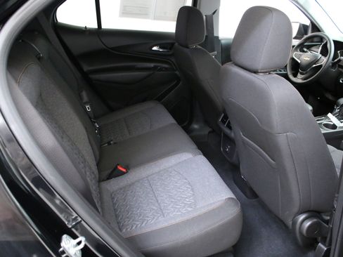 Used 2023 Chevrolet Equinox LT AWD/4WD image 29