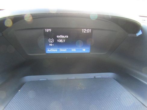 Used 2018 Ford Escape SE w/ Ford Safe & Smart Package image 13