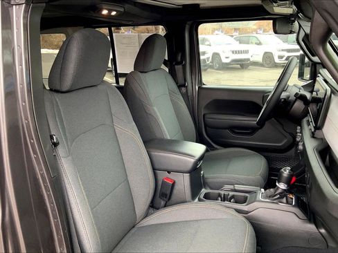 Certified 2025 Jeep Wrangler Unlimited Sport AWD/4WD image 7
