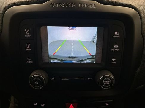 Used 2017 Jeep Renegade Altitude AWD/4WD image 25