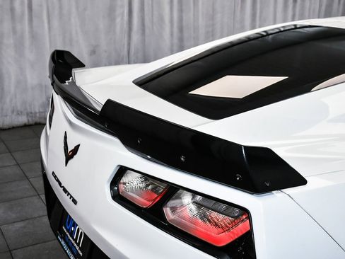 Used 2015 Chevrolet Corvette Z06 w/ 3LZ Preferred Equipment Group image 88