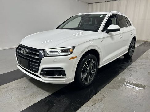 Used 2020 Audi Q5 e Prestige w/ Prestige Package AWD/4WD image 5