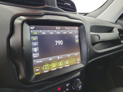Used 2023 Jeep Renegade Latitude AWD/4WD image 26