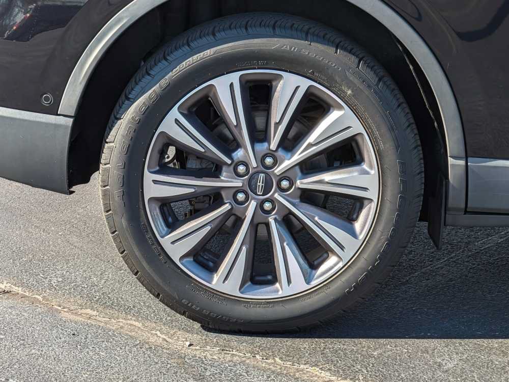 Used 2020 Lincoln Corsair Reserve w/ Equipment Group 201A AWD/4WD image 9
