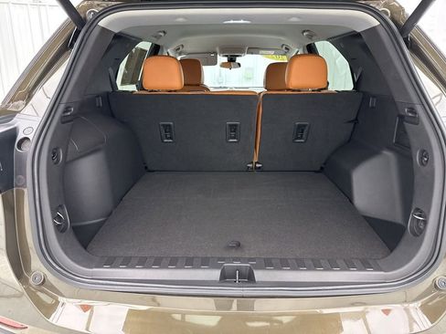 Used 2023 Chevrolet Equinox LT image 10