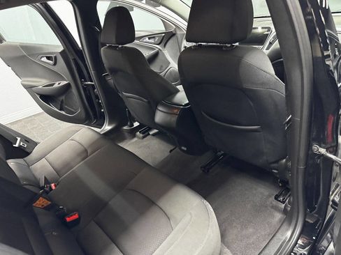 Used 2020 Chevrolet Malibu LS image 49