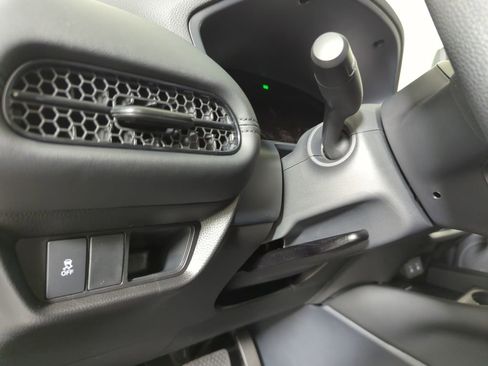 New 2026 Honda HR-V LX image 23