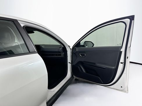 Used 2025 Kia K4 FWD image 31