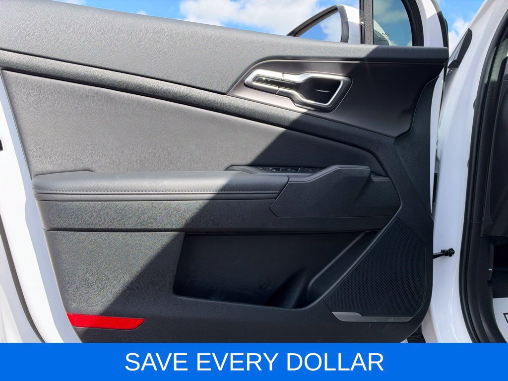 Used 2026 Kia Sportage EX w/ EX Panorama Roof Package FWD image 6