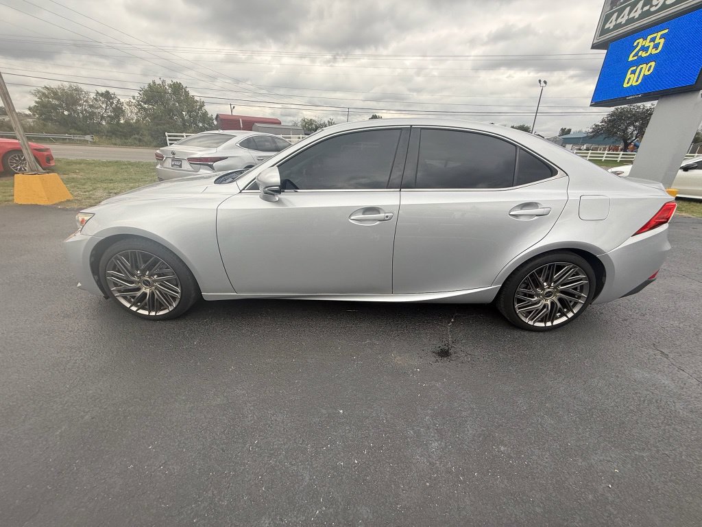 Used 2015 Lexus IS 250 RWD image 6